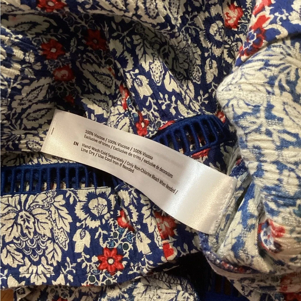 Band of the Free Floral Dress - L - Flowy and Comfy - Picture 7 of 8